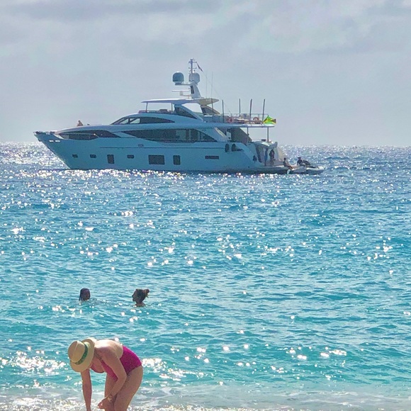 Meet your Posher, Jennifer - Picture 7 of 12